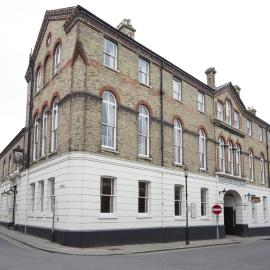 George Hotel by Greene King Inns,位于亨廷登的酒店