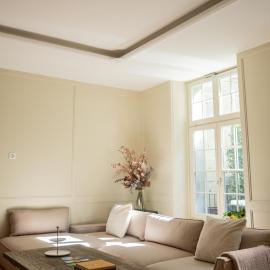 Exklusive Stadtwohnung mit Innenhofterrasse, Pool und Sauna，位于伯尔尼的酒店