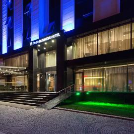 Fesa Business Hotel，位于盖布泽的酒店
