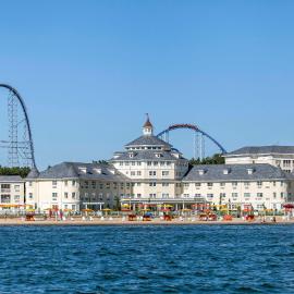 Cedar Point Hotel Breakers，位于桑达斯基的酒店