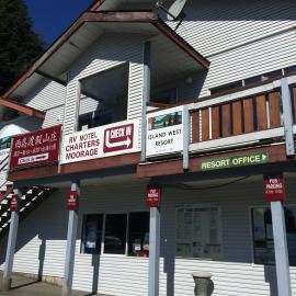 Island West Resort-Motel