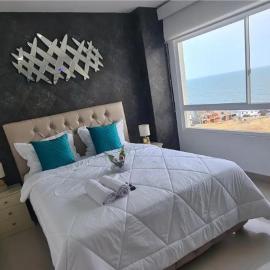 Ecusuites playas torre pacific ll，位于普拉亚斯的酒店