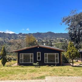 Hermosa Cabaña de campo Selah，位于塔比奥的酒店
