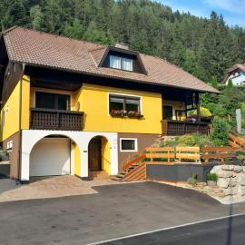Haus Sonnblick，位于Pusterwald的酒店