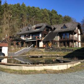 Ferienwohnung Waldblick，位于乌辛根的酒店