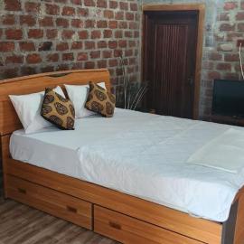 Roo hills sea view chalet，位于亭可马里的酒店