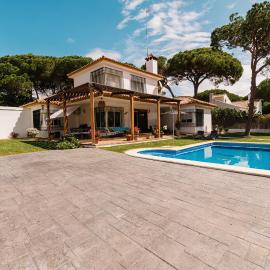 Precioso Chalet Atlántida solo familias，位于罗切的酒店