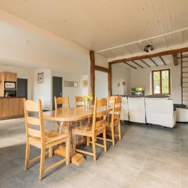 Gîte de la Louvière - maison de campagne，位于Grandpré的酒店