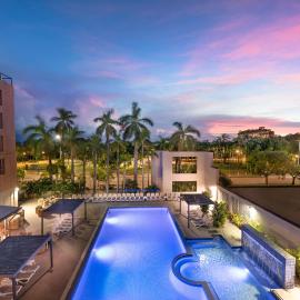 DoubleTree by Hilton Esplanade Darwin，位于达尔文的酒店