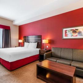Best Western Plus Kindersley Hotel，位于金德斯利的酒店