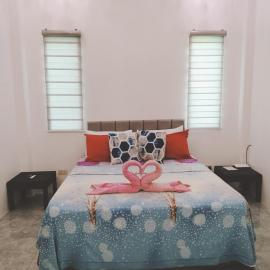 Bais City Home Staycation，位于Bais的酒店