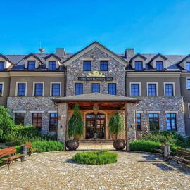 Park Hotel Popovicky,位于Popovičky的酒店