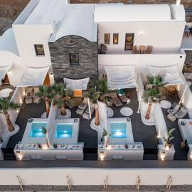Aja Retreat Luxury Suites，位于卡马利的酒店