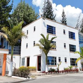 Hotel Las Palmeras Gachancipa，位于Gachancipá的酒店