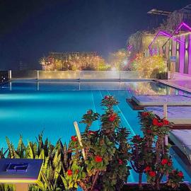 Hotel Noorjahan Grand，位于巴纳内拉斯的酒店