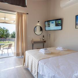 Apolithon Premium Houses，位于Sígrion的酒店