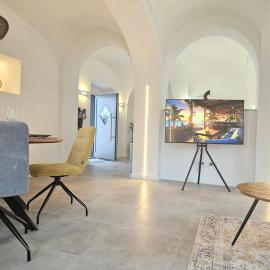 Design I Gewölbe I sanierter Pferdestall I Europapark I Boxspring I Terrasse I Parkplatz，位于基彭海姆的酒店