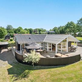 Pet Friendly Home In Farsø With Wifi，位于Farsø的酒店