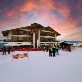 Hôtel Magrappé,位于韦松纳的酒店