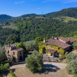 Relais Colline San Biagio，位于卡尔米尼亚诺的酒店