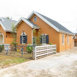 J Flats，位于Malabar Settlement的酒店