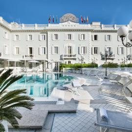 Grand Hotel Des Bains，位于里乔内的酒店
