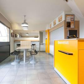 Unisotel Sens Nord EX F1,位于桑斯的酒店
