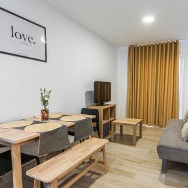 Apartamentos Turisticos José Cruz，位于内尔哈的酒店