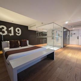 Hotel L'Hotan，位于加龙河畔波泰的酒店
