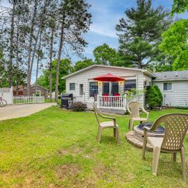 Boyne City Retreat Near Beaches & Mtn Resort!，位于博因城的酒店