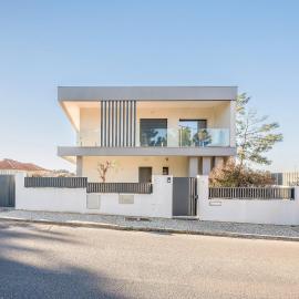 GuestReady - Peaceful stay in Charneca da Caparica，位于沙尔内卡的酒店