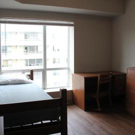 Hotel Laurier - Apartment Style Residence，位于滑铁卢的酒店