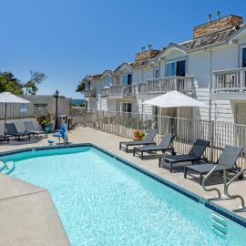 Pelican Inn & Suites，位于坎布里亚的酒店