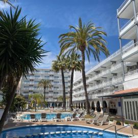 Hotel Apartamentos Solimar，位于卡拉费尔的酒店