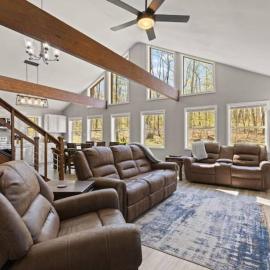 Baca Cabin Near Compton, Ponca, Buffalo River, Trails，位于Compton的酒店