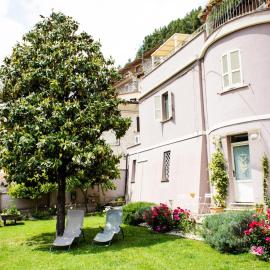 La Magnolia come a casa tua，位于Arrone的酒店