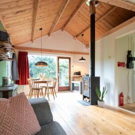 Cozy Tiny House between Veluwe en Veluwemeer - with free use of bikes，位于埃尔默洛的酒店