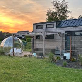 Tiny House Lovely Sunshine，位于羊角村的酒店