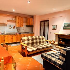 Casa di Fra，位于Cotronei的酒店