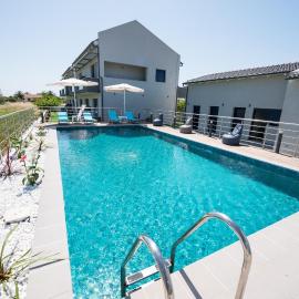 Oasis Apartments，位于Kalliópi的酒店
