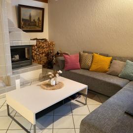 Ferienwohnung Lodge 43，位于特里尔的酒店