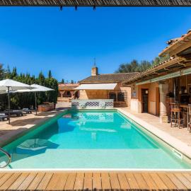 Es Revellar Art Resort - Adults Only，位于坎波斯的酒店
