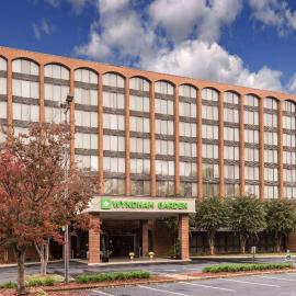 Wyndham Garden Williamsburg Busch Gardens Area，位于威廉斯堡的酒店