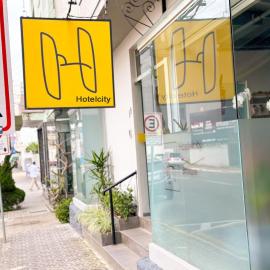 Hotelcity,位于布吕斯克的酒店