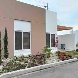 Casa de playa en exclusivo club, seguridad 24-7