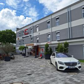 Hotel Hohenloher Tor，位于布雷茨费尔德的酒店