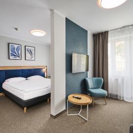 Hotel Halo Toruń，位于托伦的酒店