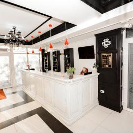 Hotel Andre´s，位于克拉约瓦的酒店