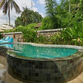 Attara Inn Senggigi，位于圣吉吉的酒店