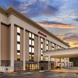 Hampton Inn Bridgeport/Clarksburg,位于布里奇波特的酒店